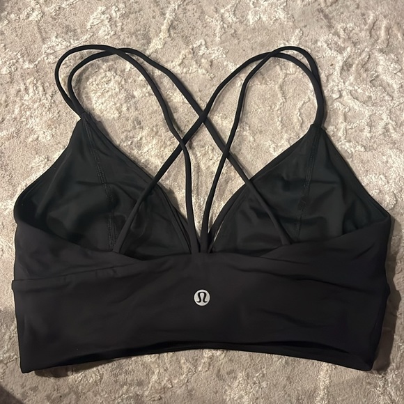 LULULEMON black sports bra - Picture 2 of 4